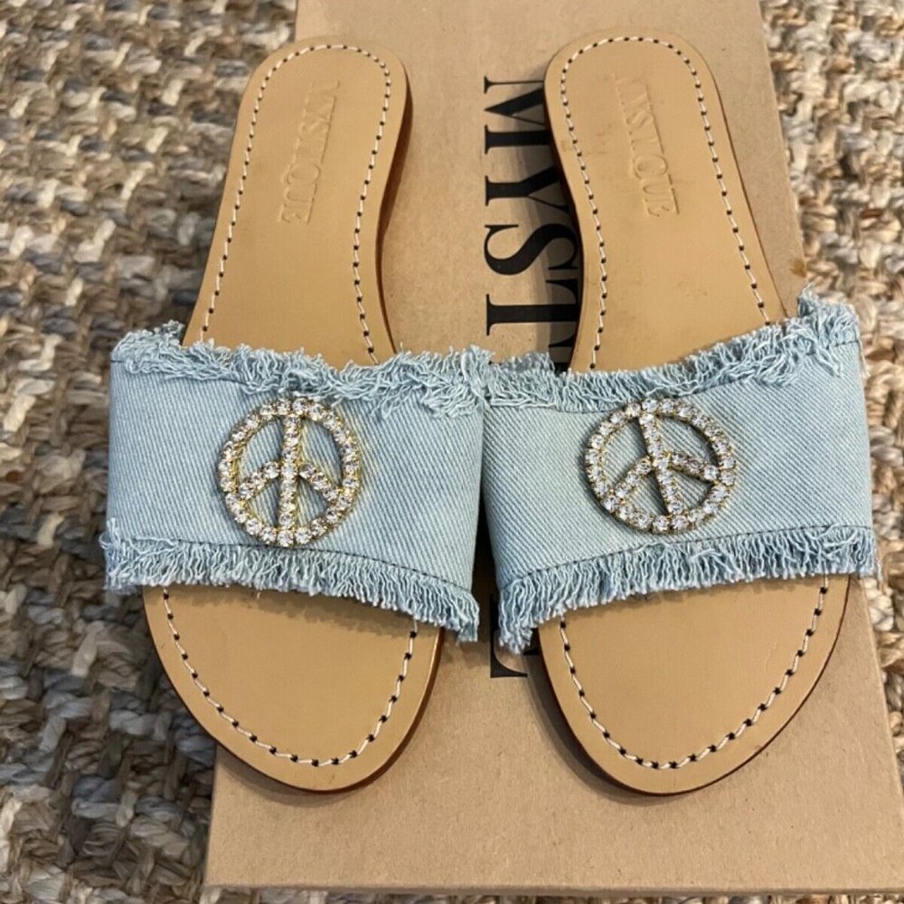 MYSTIQUE Size 6 Light Denim Rhinestone Peace Slides New-